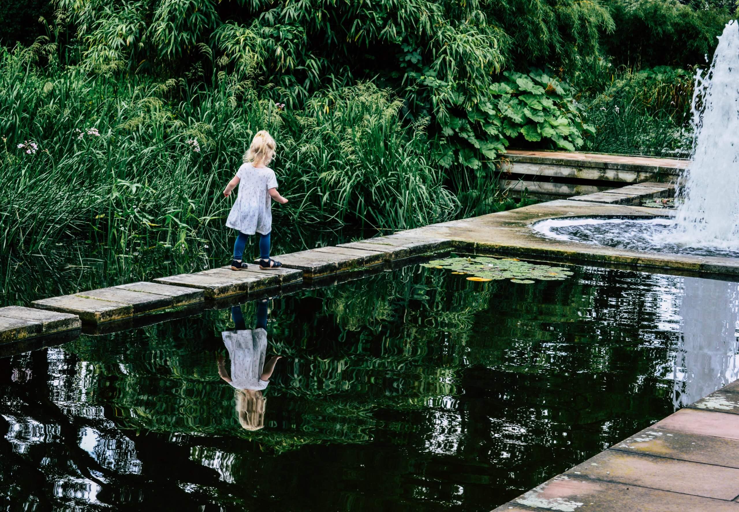 er einen Teich im Garten hat, sollte diesen ausreichend sichern